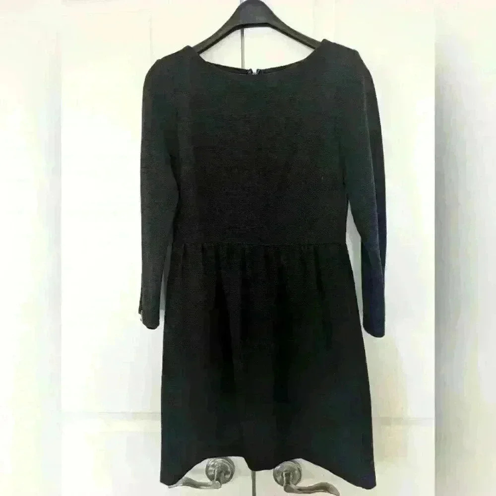 Loft Black Dress with long sleeves Zipper Detailing -  size 4 Great Condition - Picture 2 of 6